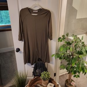 3 for $10! Any items marked $5 are 3 for $10 Just Fab cute olive midi dress